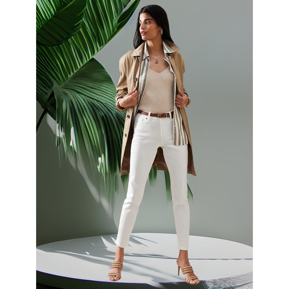 NWT - Banana Republic White Vintage Stretch Skinny Jeans Size: 10